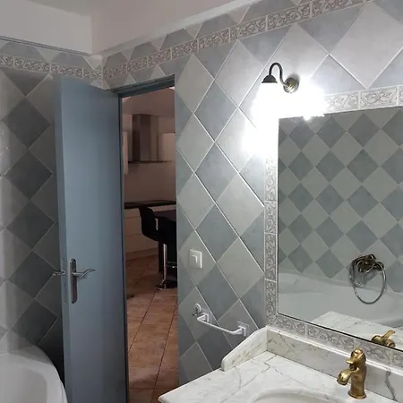 Apartment Standing Le Florilege